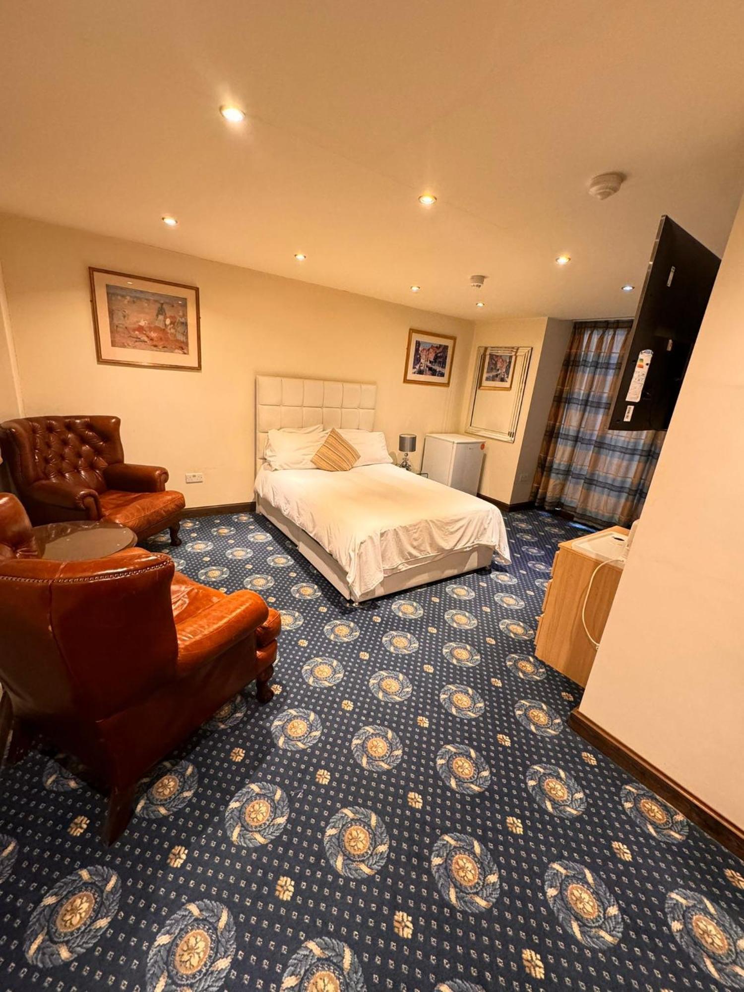 Villare Hitchin Town Centre Extérieur photo