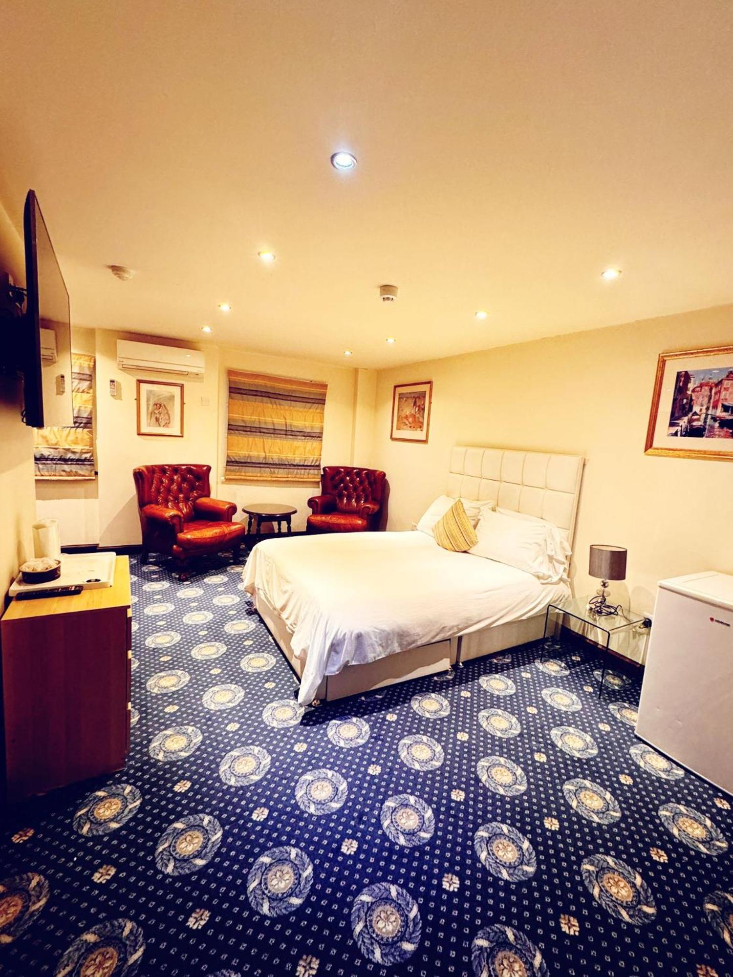 Villare Hitchin Town Centre Extérieur photo