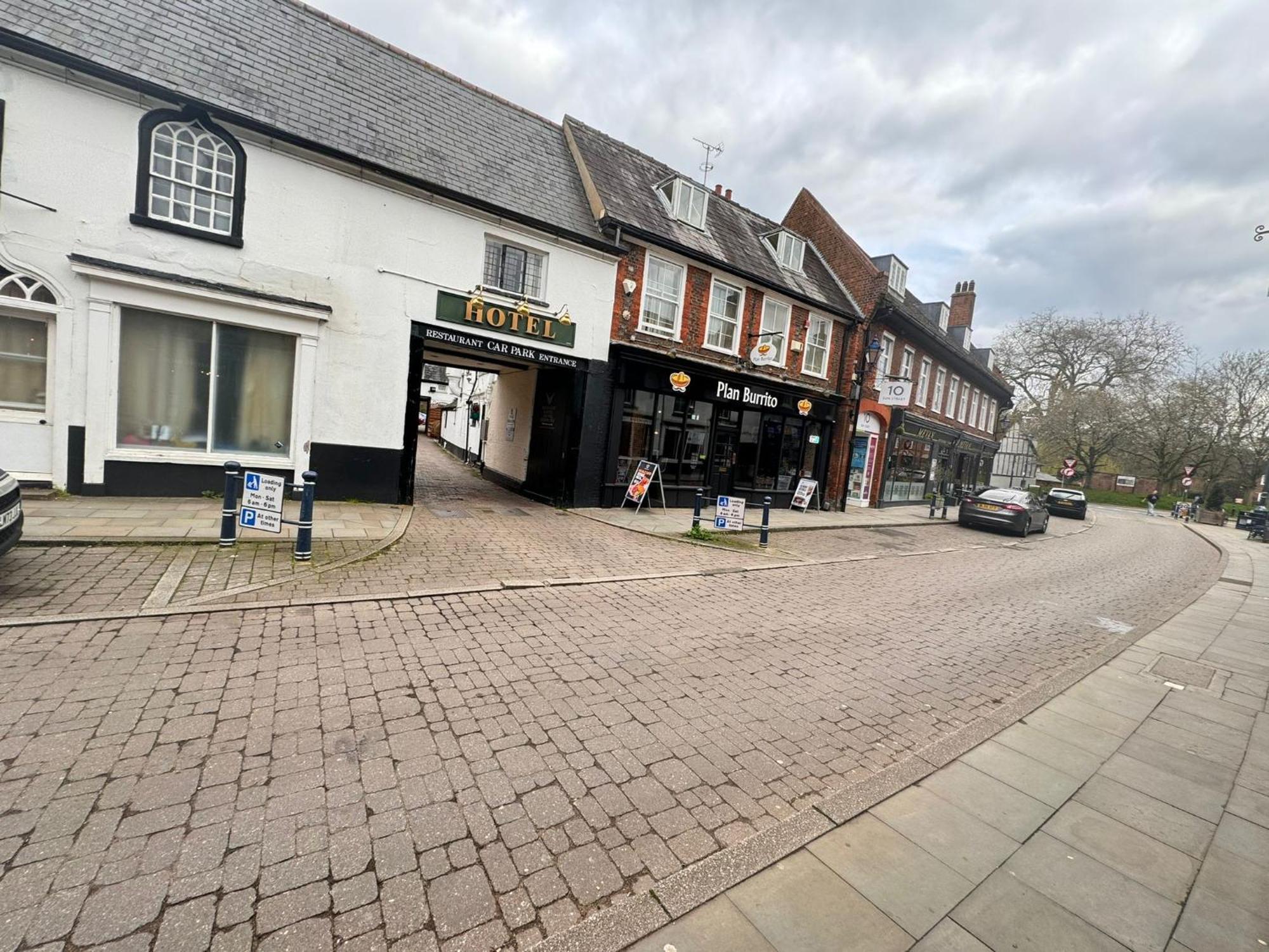 Villare Hitchin Town Centre Extérieur photo